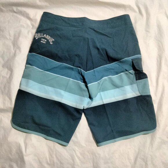Billabong Pro Performanc Board Shorts Trunks Mens Size 30 Swim Surf Striped BLUE - Picture 6 of 7